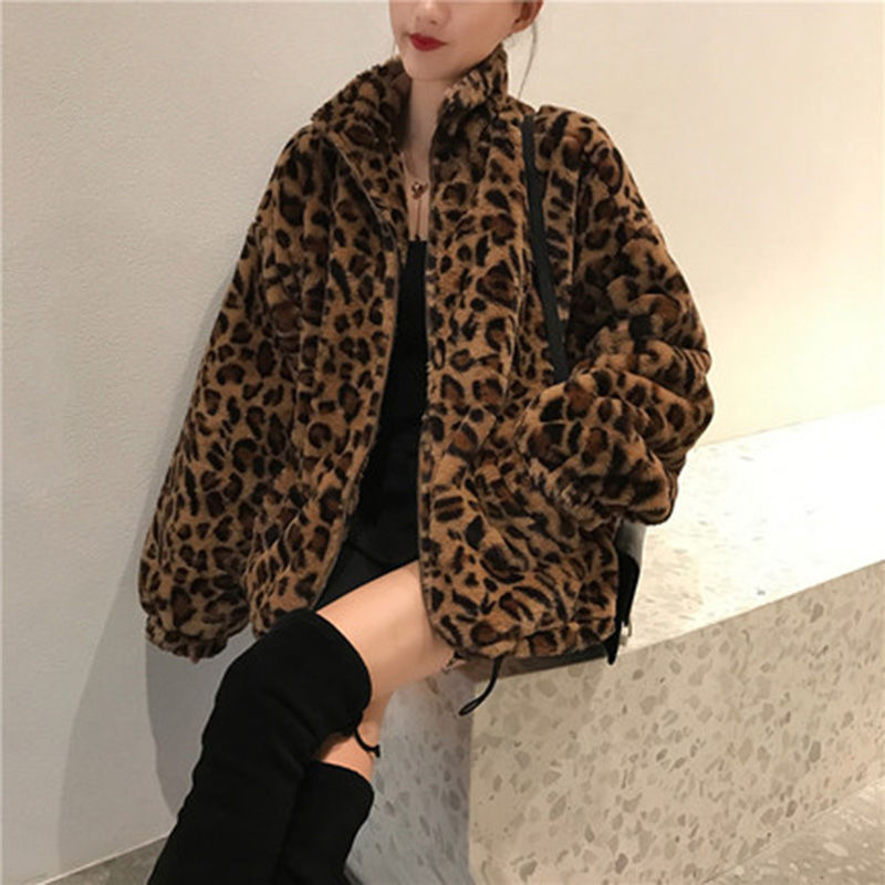 Winter Clothing Trends 2026 - Jaqueta Feminina de Inverno com Estampa