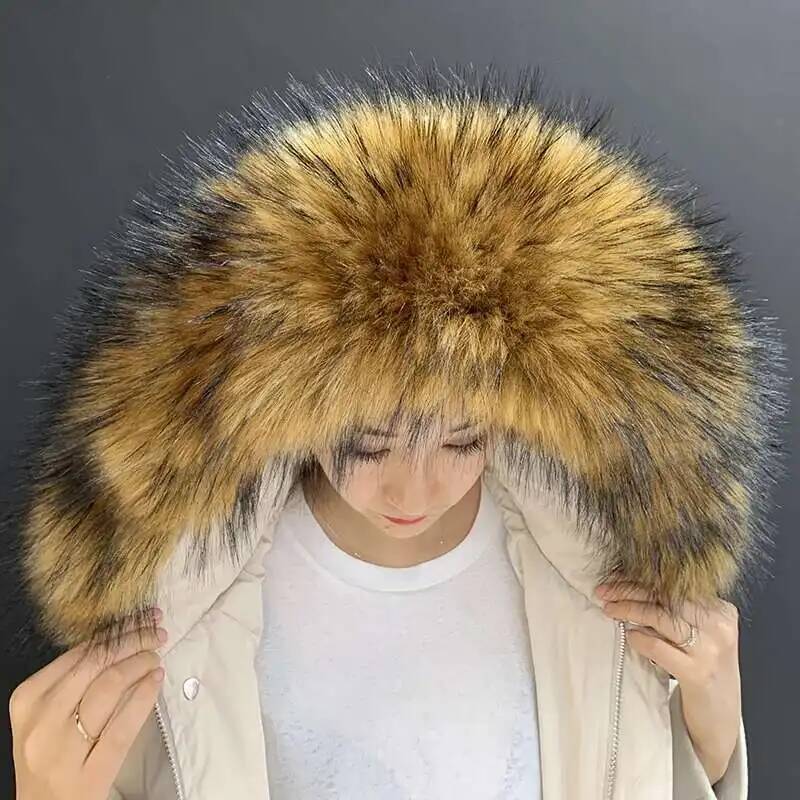 Gola de pele sintética destacá - Winter Clothing Essentials avaliação e preço